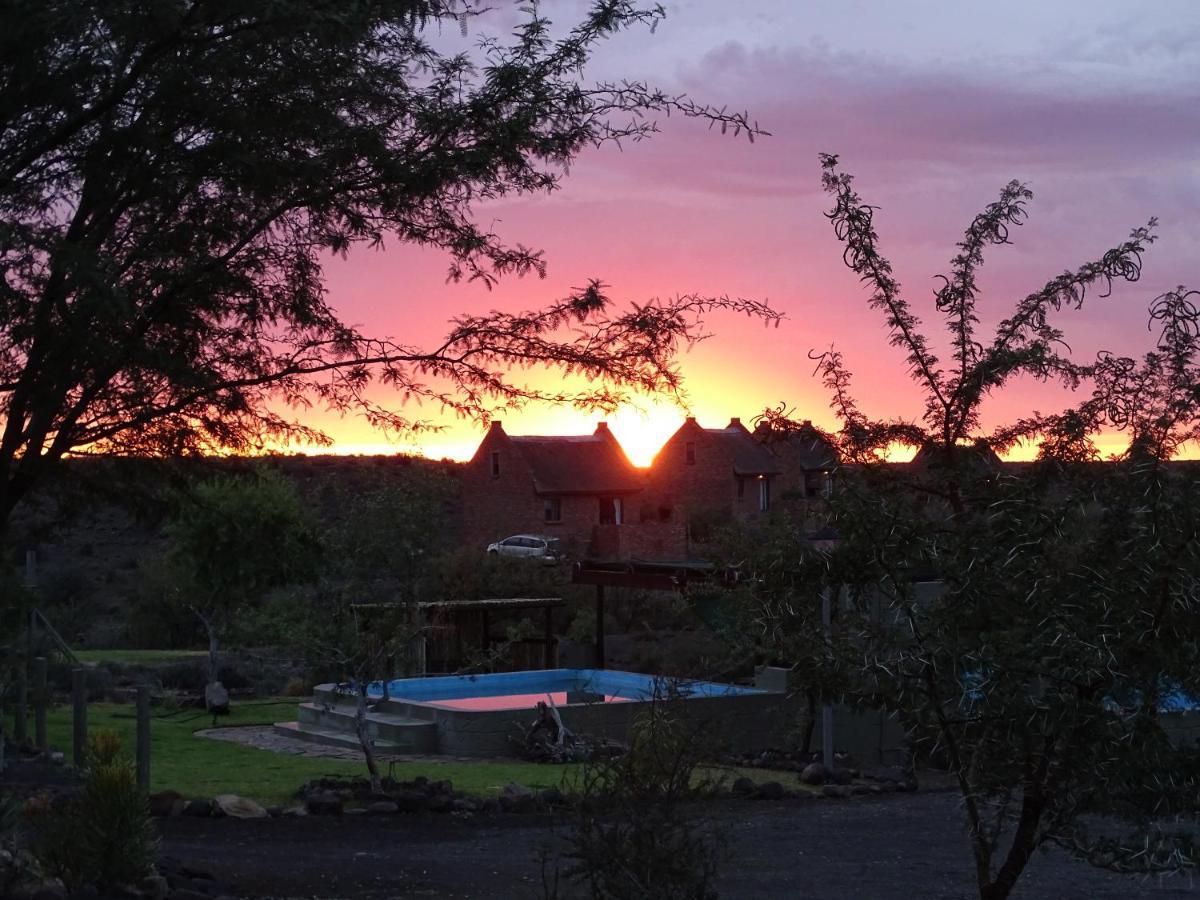 Teri-Lemveli Lodge Beaufort West Eksteriør billede