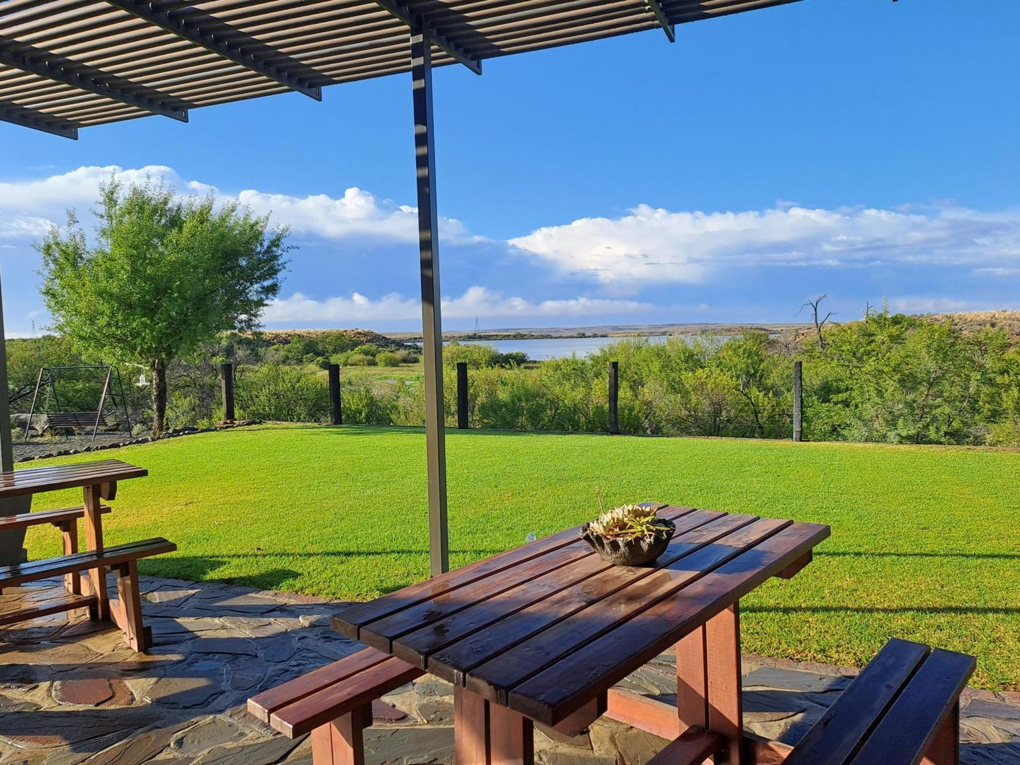 Teri-Lemveli Lodge Beaufort West Eksteriør billede